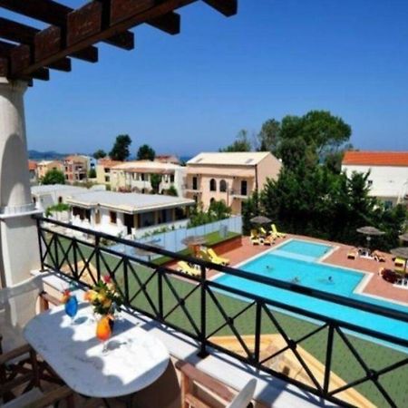 Thinalos Aparthotel Acharavi  Exterior foto