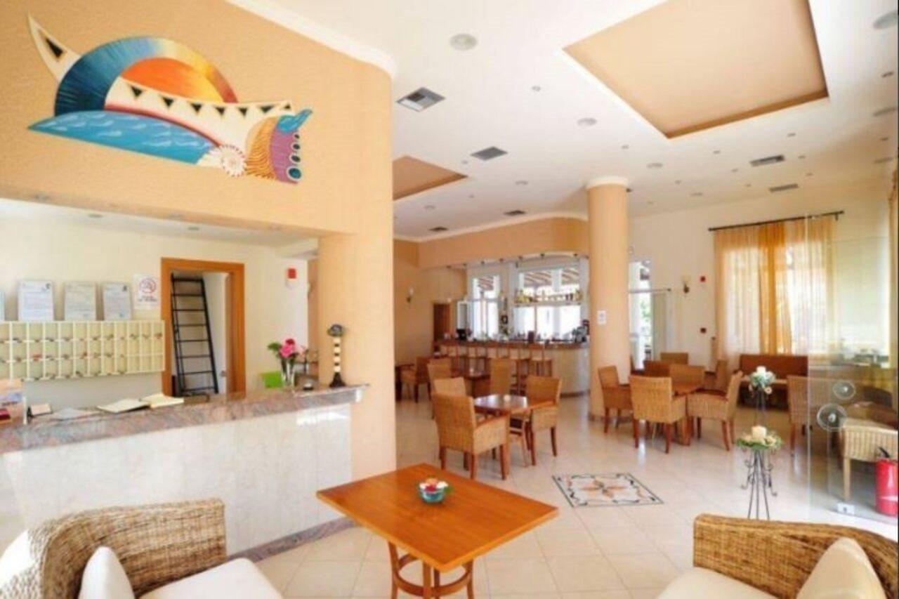 Thinalos Aparthotel Acharavi  Exterior foto