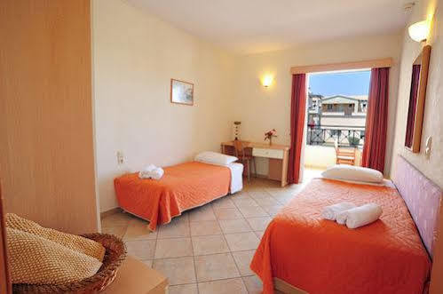 Thinalos Aparthotel Acharavi  Exterior foto