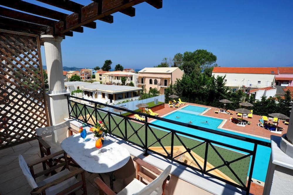 Thinalos Aparthotel Acharavi  Exterior foto