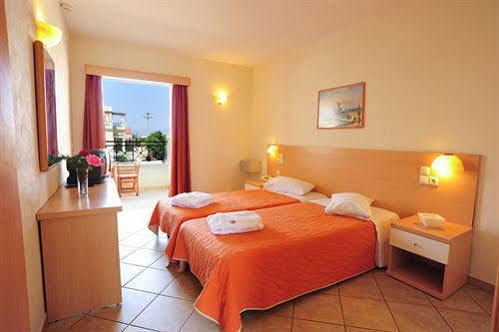 Thinalos Aparthotel Acharavi  Exterior foto